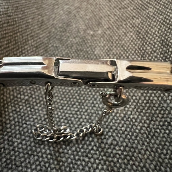 VTG Elgin Ladies Watch Stainless Steel Duchess Style - Fits Small/Petite Wrist - Picture 4 of 8